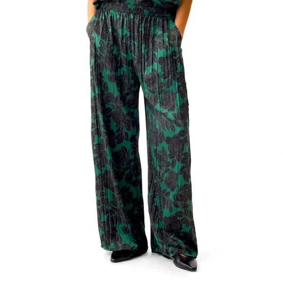 NWOT Gap Satin Crinkle Pants- size large Petite - Picture 1 of 6